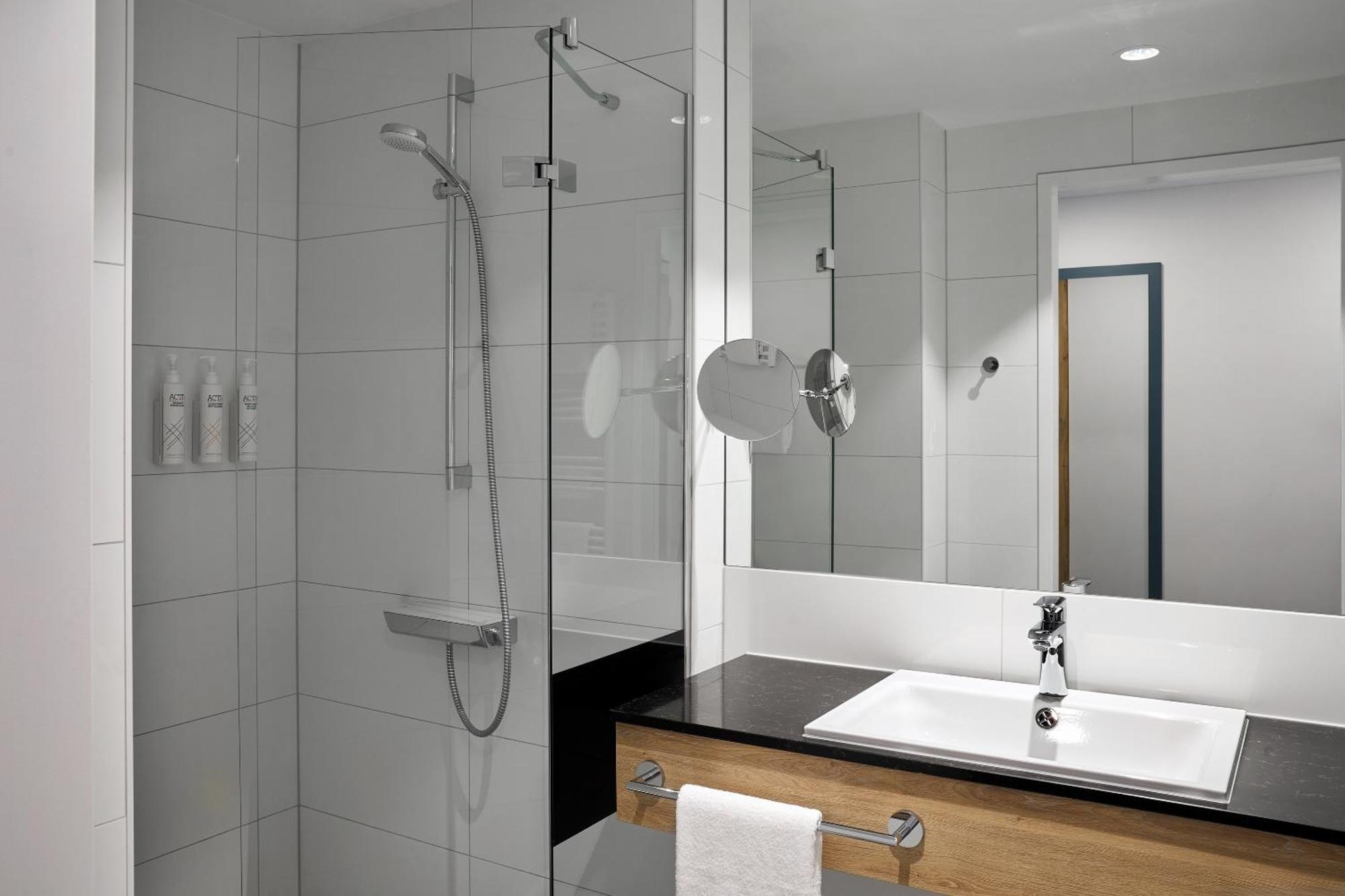 Four Points Flex By Sheraton Бохум Экстерьер фото